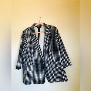 NWT women plus size 3x NYCC’s black and white autumn winter blazer/coat